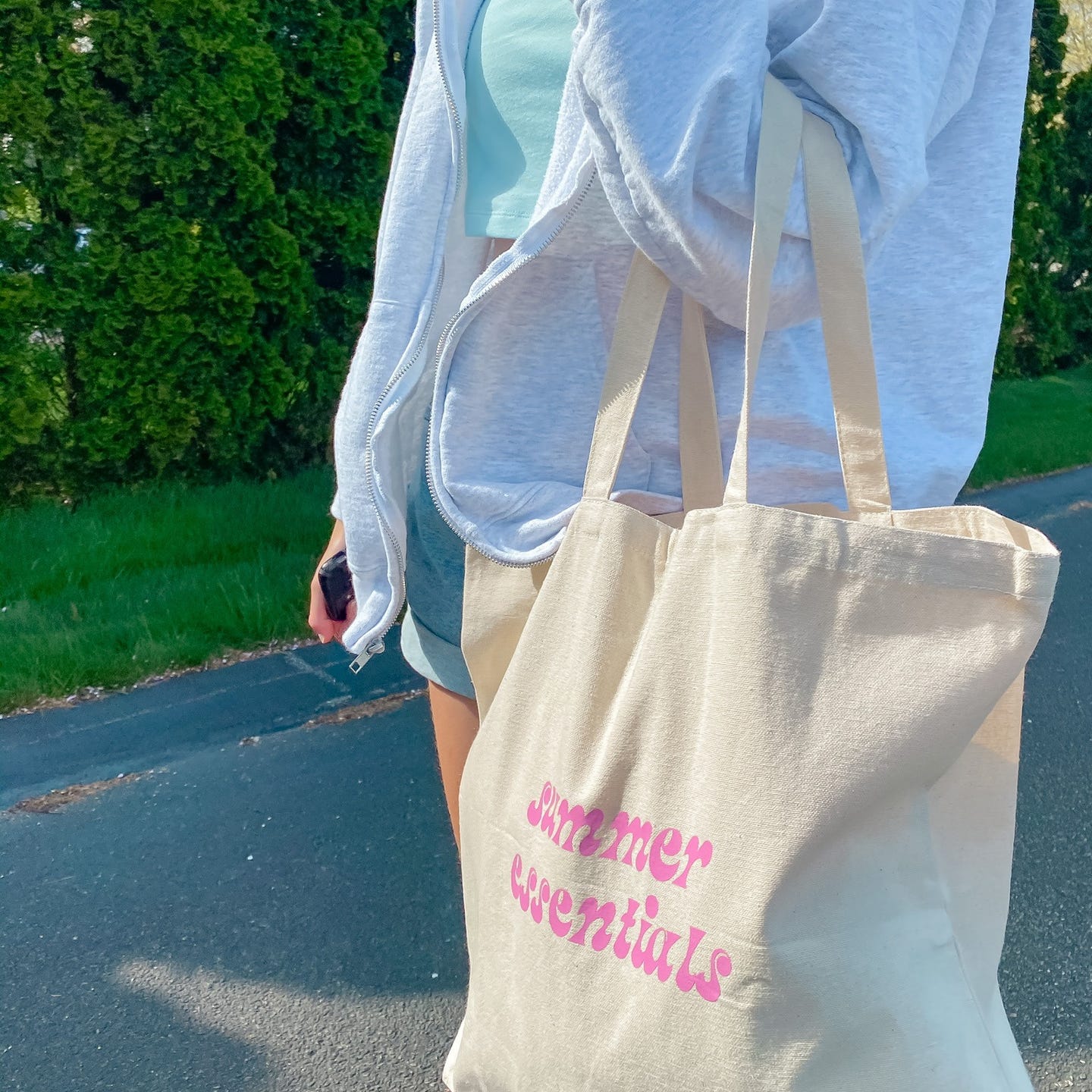 summer essentials tote